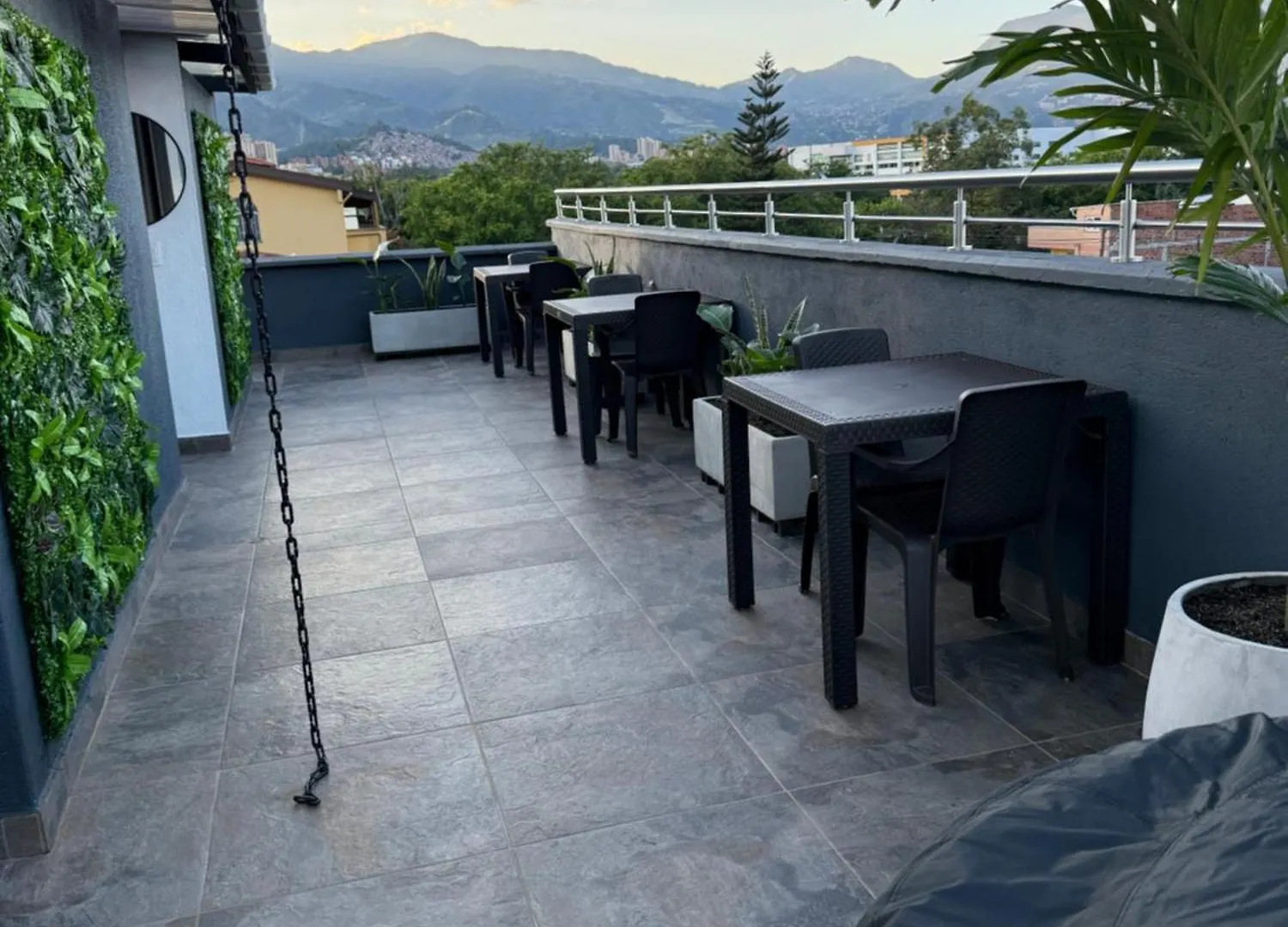 Vive Medellin 302 Apartamento 0*,  Colômbia