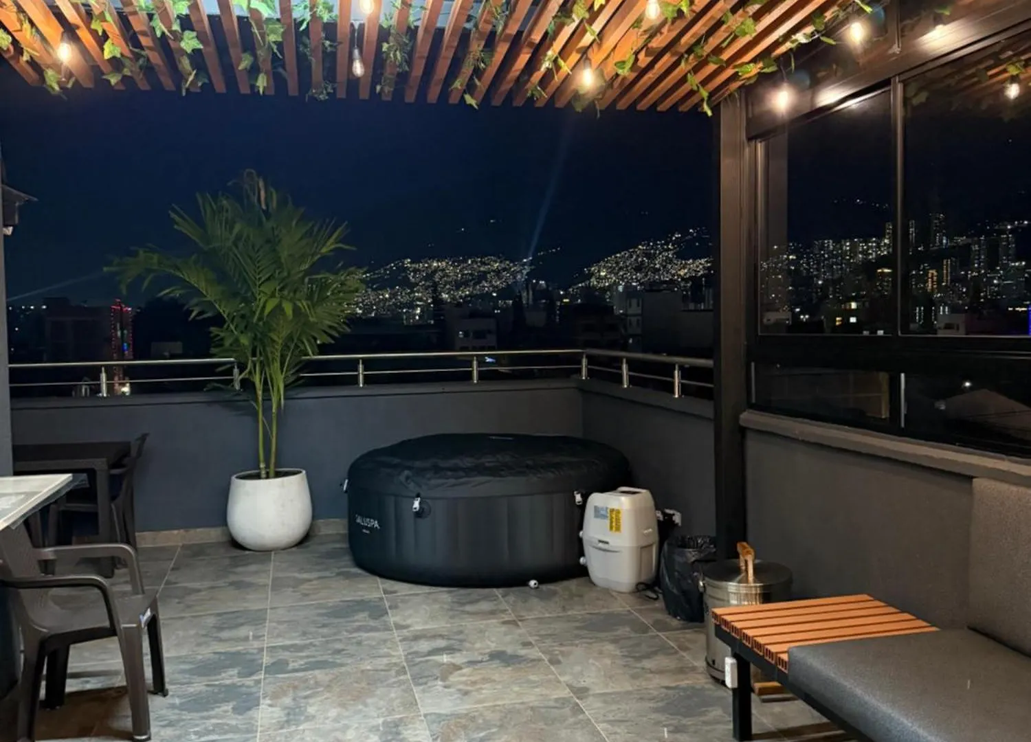 Vive Medellin 302 Apartamento